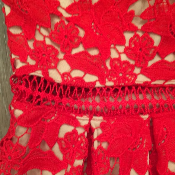 Francesca’s red lace off the shoulder dress size small - Picture 5 of 14